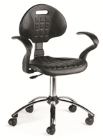 silla industrial fabricada en poliuretano negro con brazos